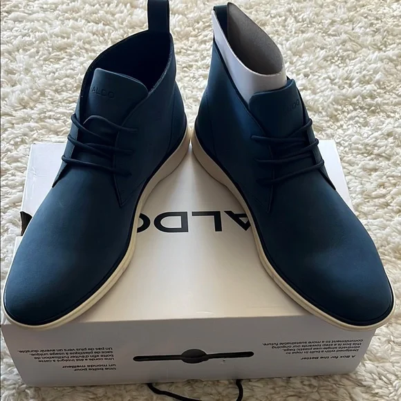 Aldo Men's Blue Chukka Boots - Picture 2 of 8